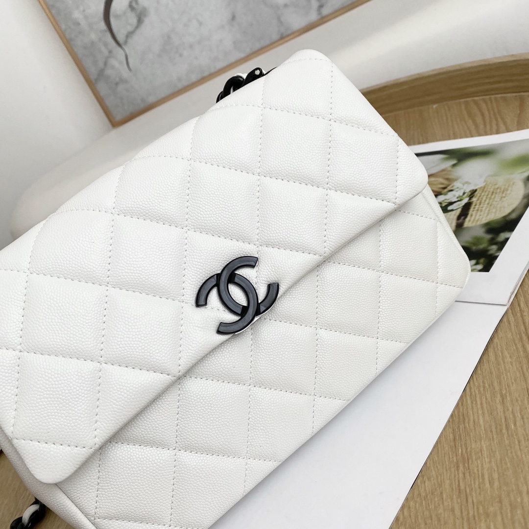 Grained Calfskin Cruise Large Flap Shoulder Bag AS2303 White